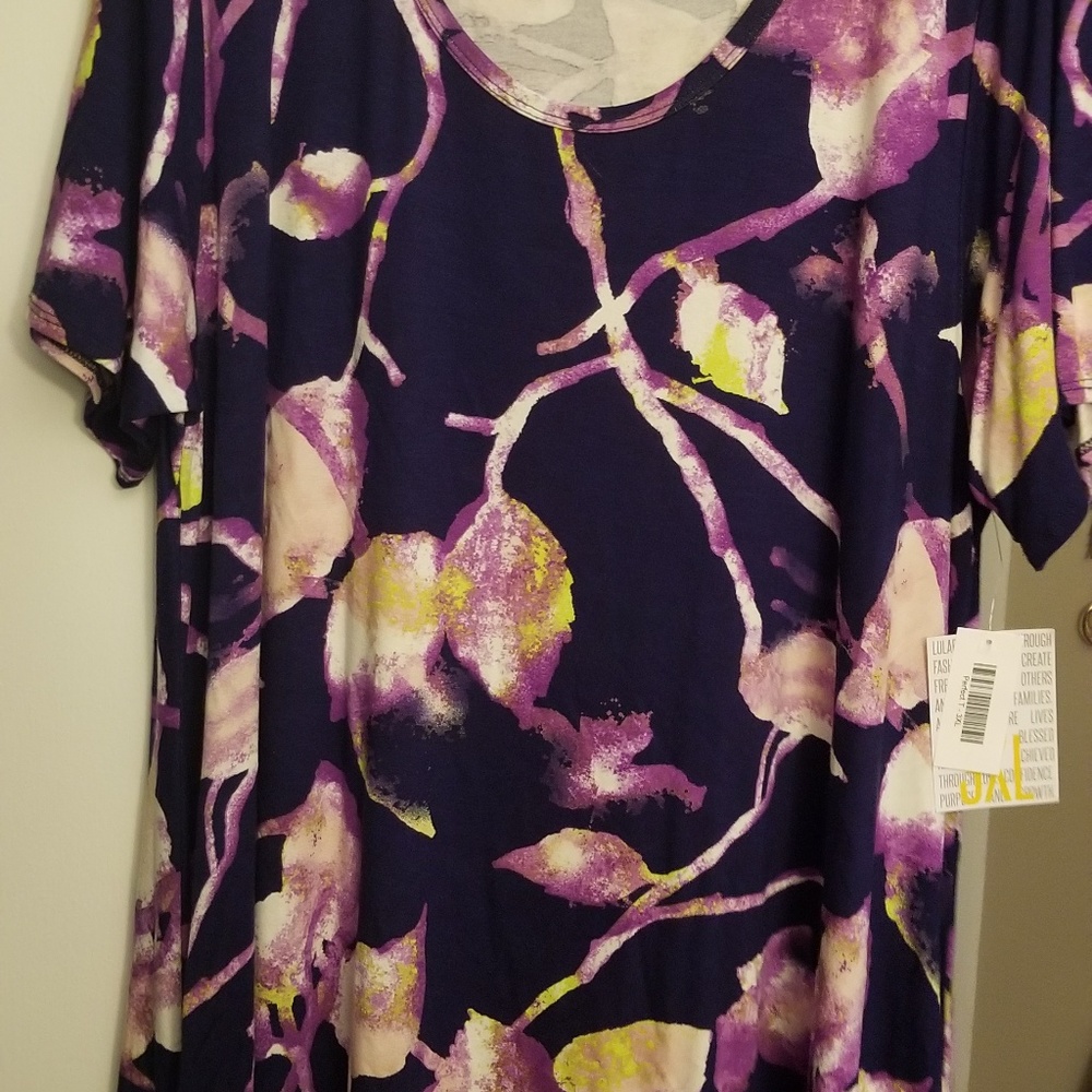 LuLaRoe Perfect Tee
